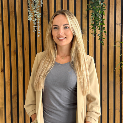 Laura Goodlad
