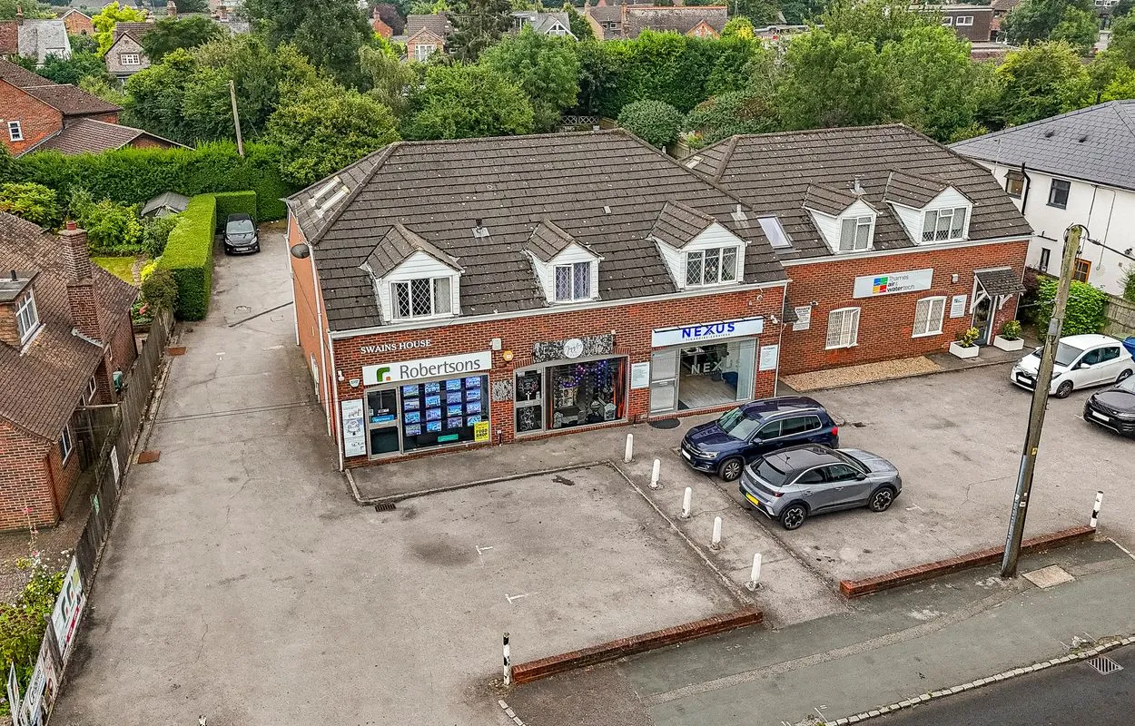 Robertsons Estate Agents – Flackwell Heath