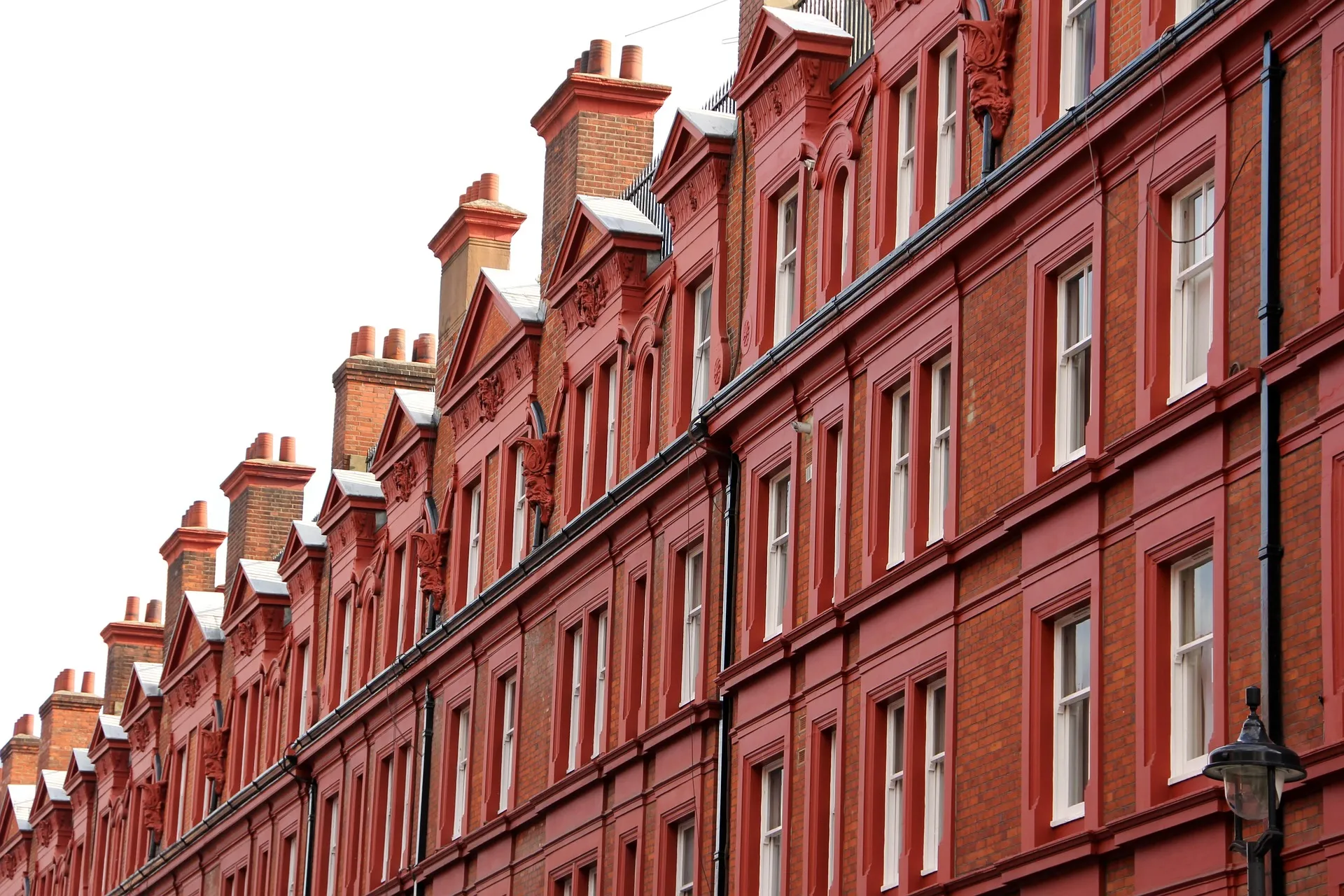 London red brick Victorian terrace — Studio 1000 estate agency