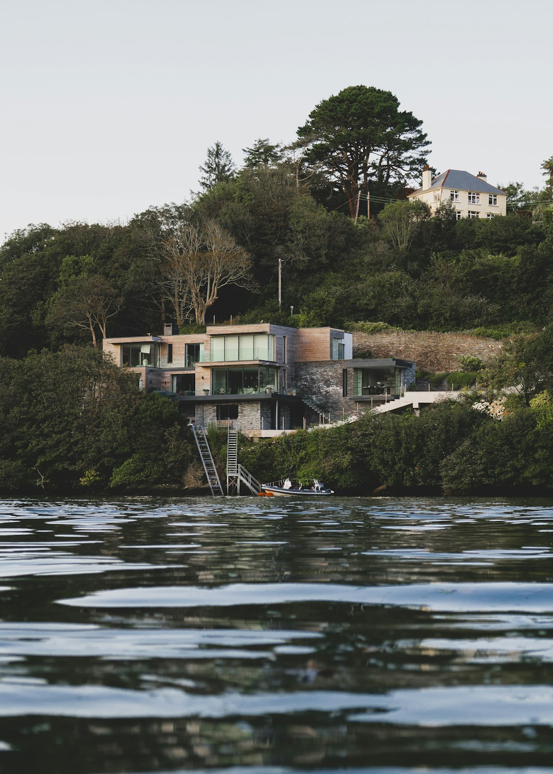 Contemporary riverside home