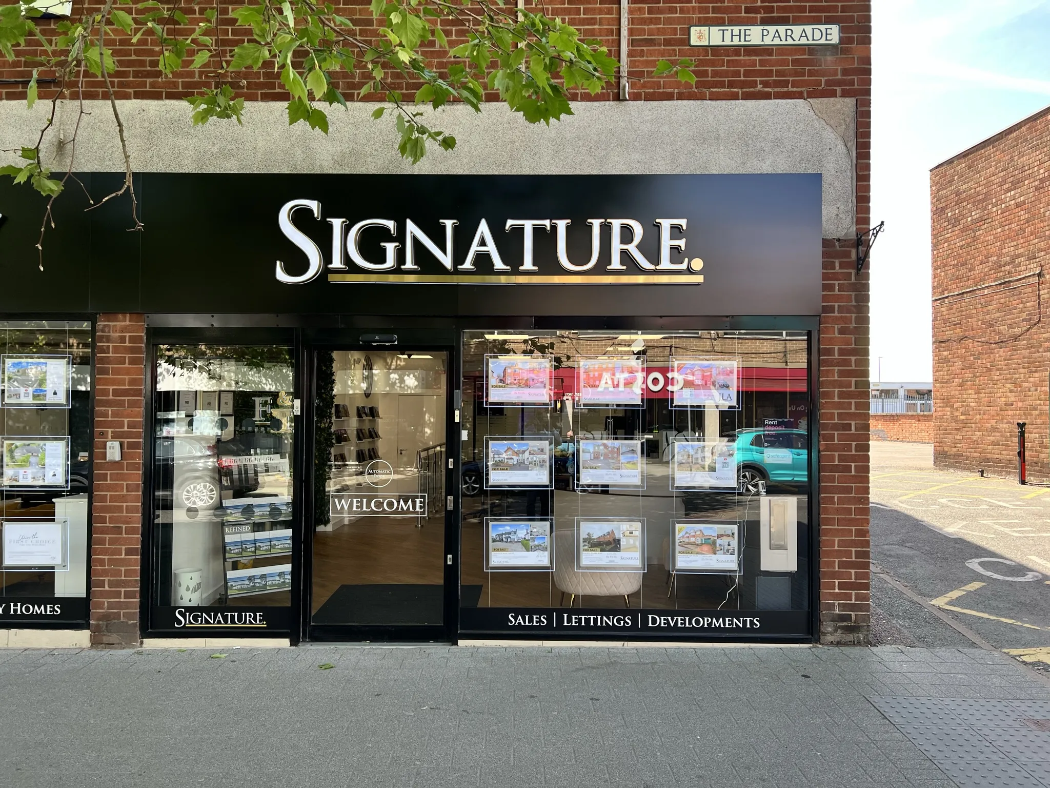 signature lettings