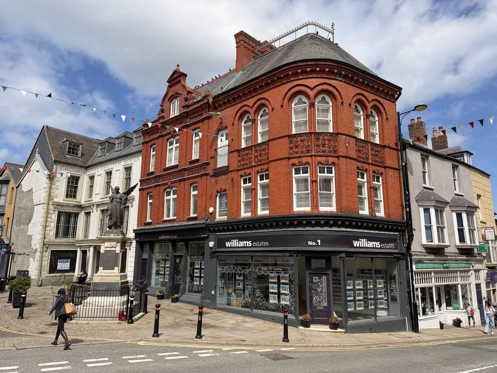 Williams Estates Denbigh Office - Award Winning Estate Agents