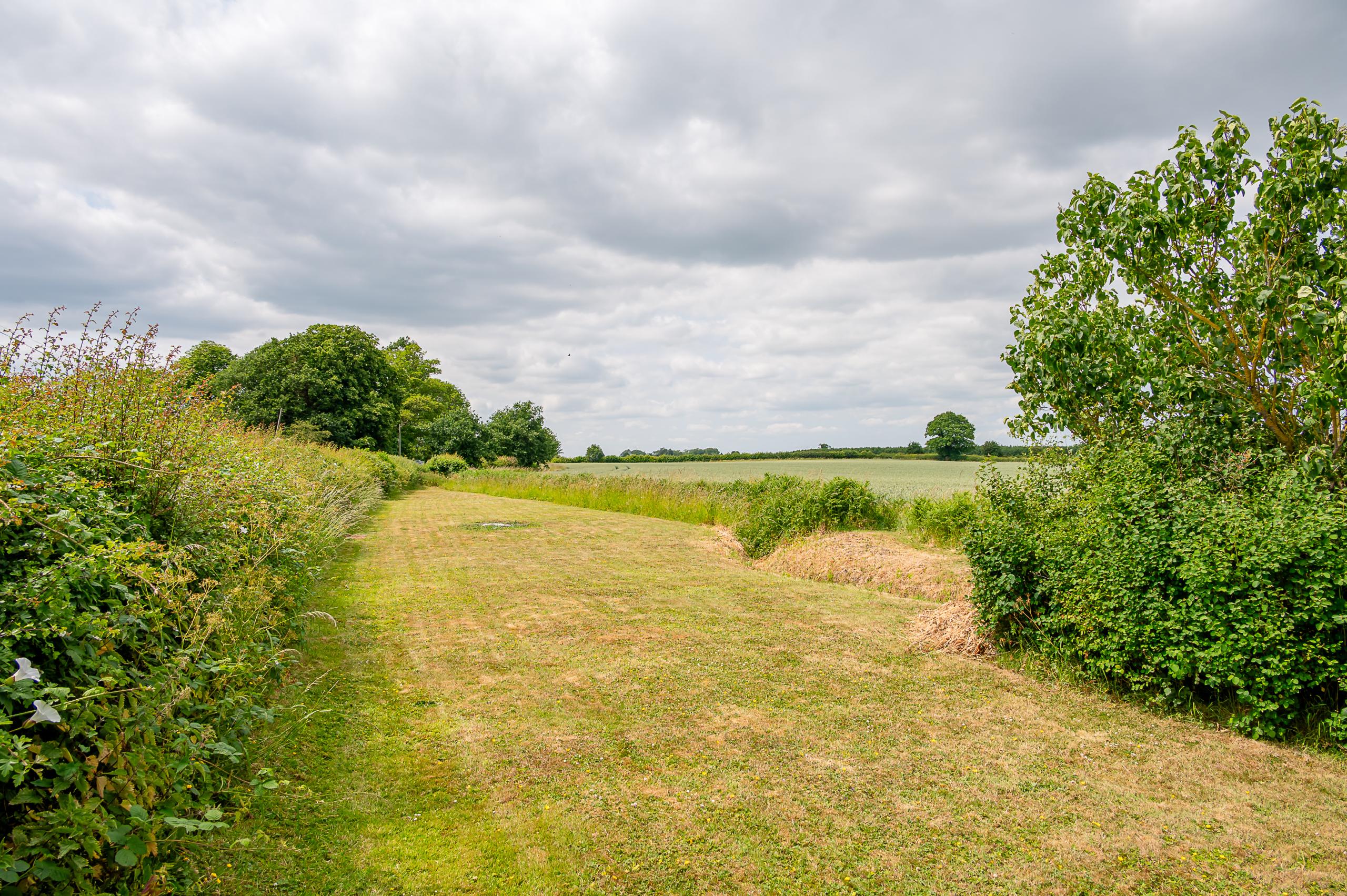 PART TWO Preparing Your Property for Sale and Managing Viewings