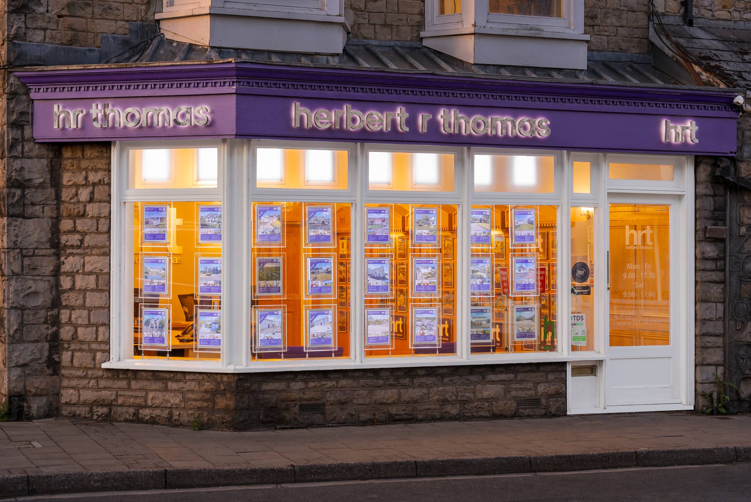 Estate agents in Cowbridge