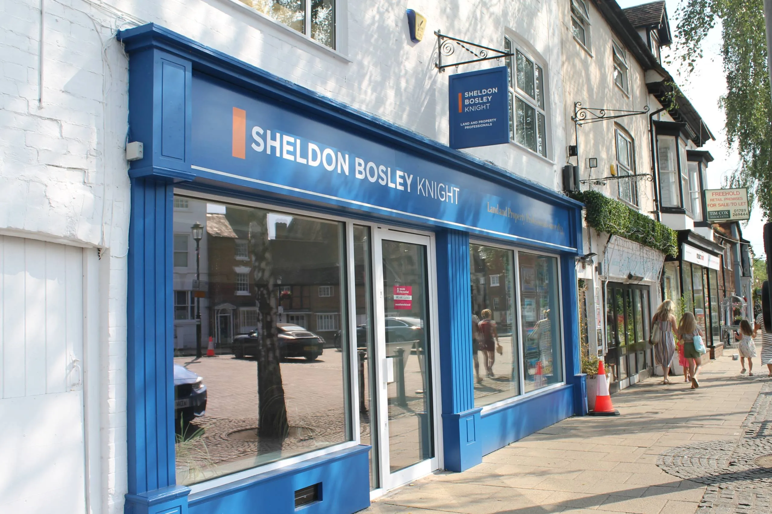 Exterior shot of Shelodn Bosley Knight Stratford-Upon-AvonBranch