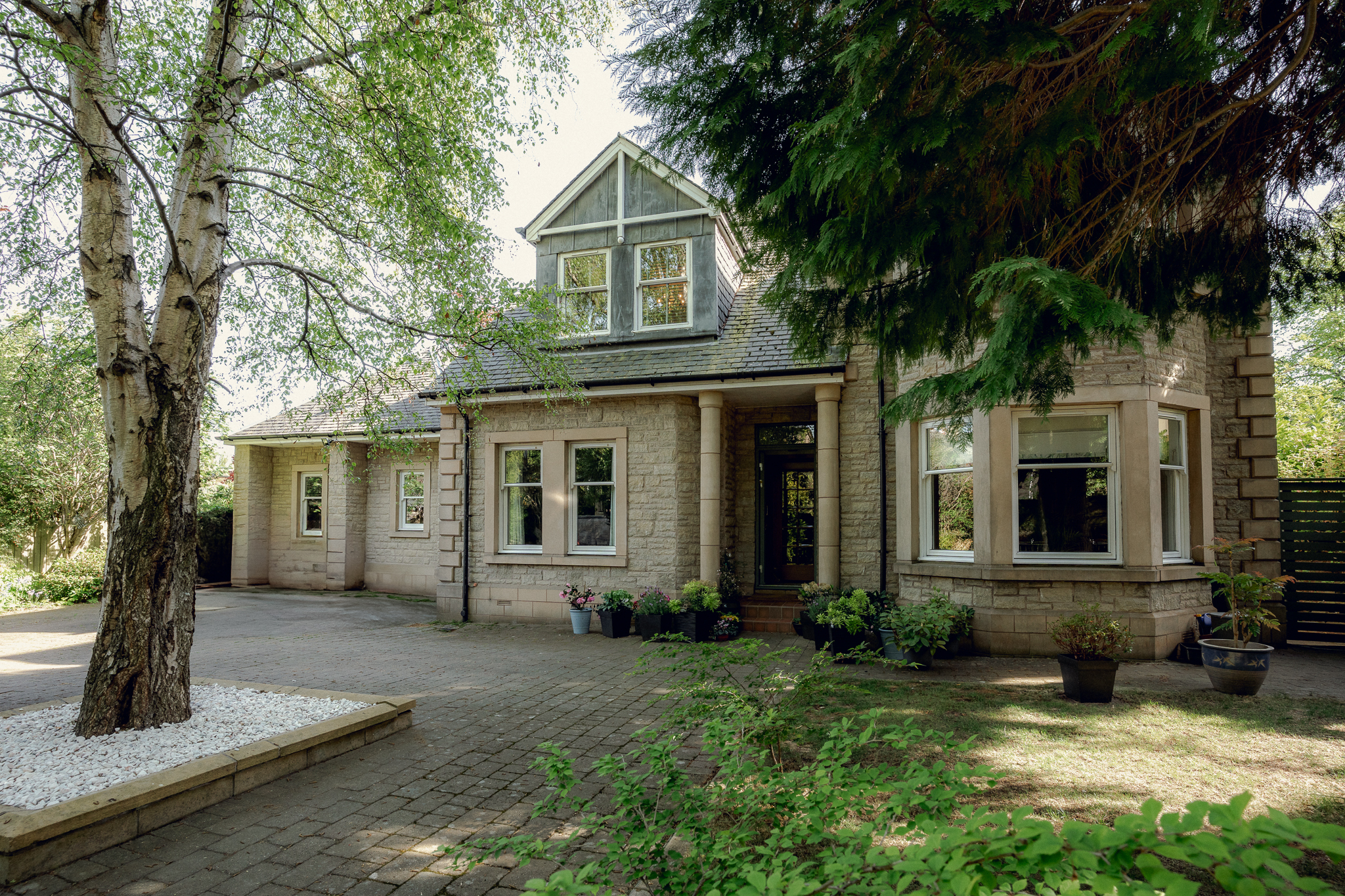 Offers Over Explained: How Property Pricing Really Works in Edinburgh