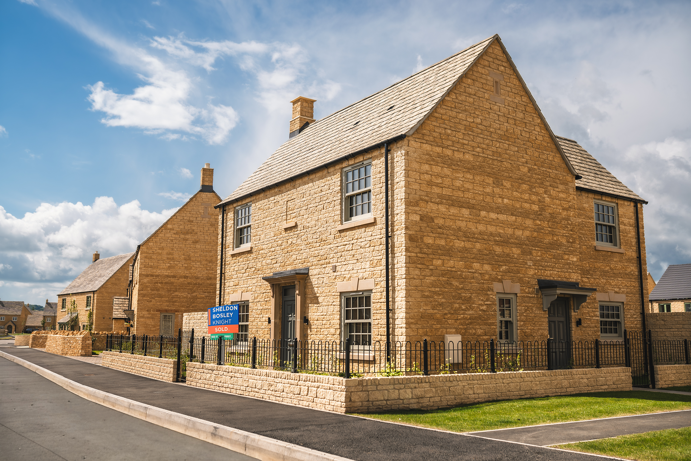 An exterior shot of a house showing insights that someone gets with our free property reports