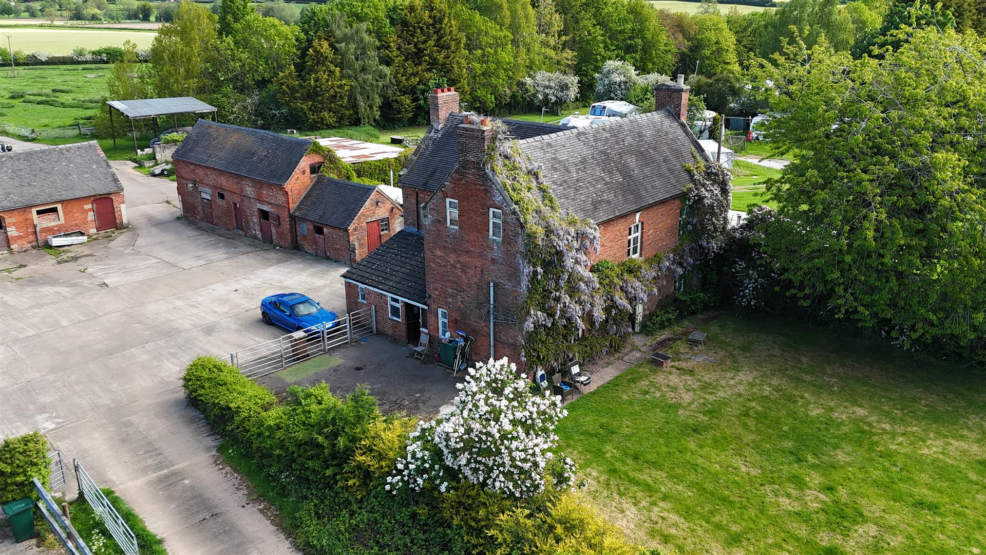 A rural cottage in Leicestershire