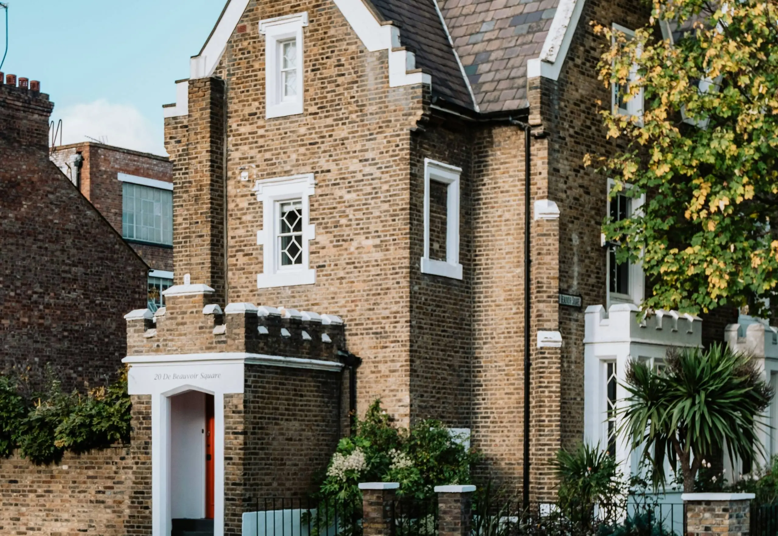 Leasehold vs Freehold Property: What You Need to Know Before You Buy in 2026