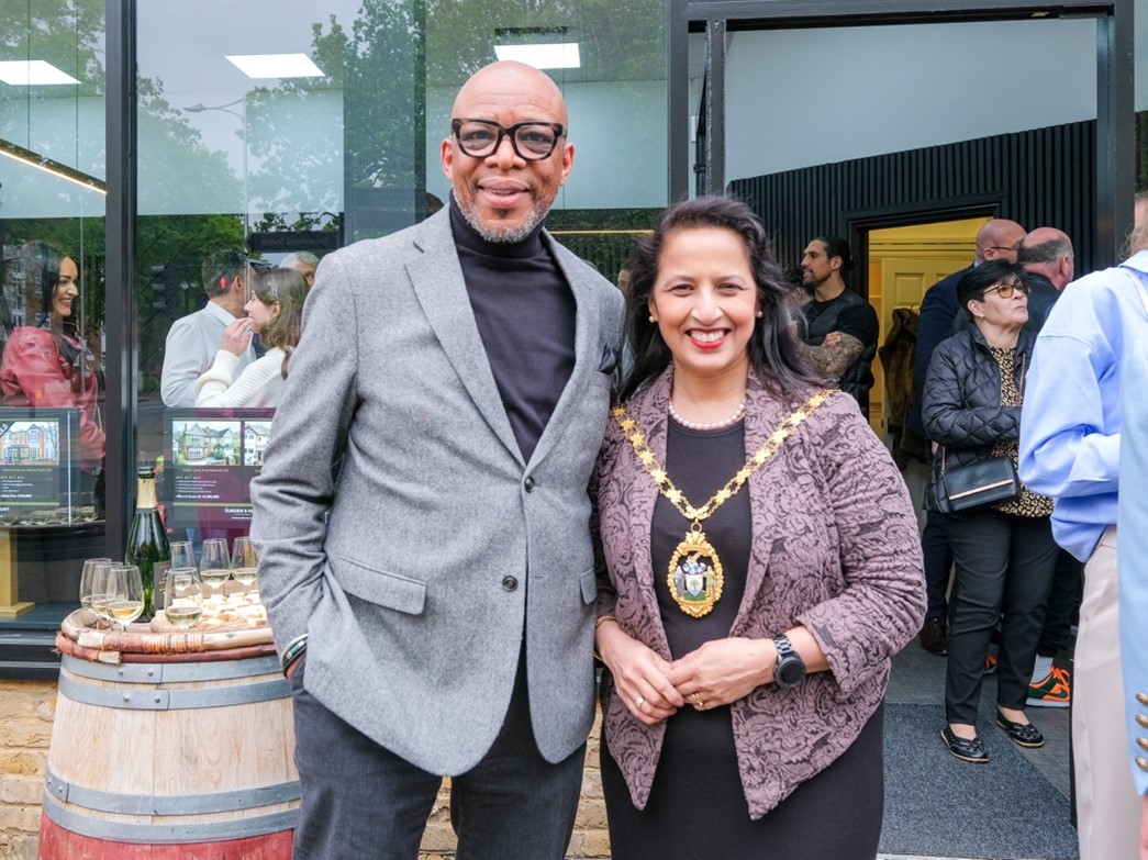 Mayor of Redbridge Opens Durden & Hunt's New Wanstead Branch