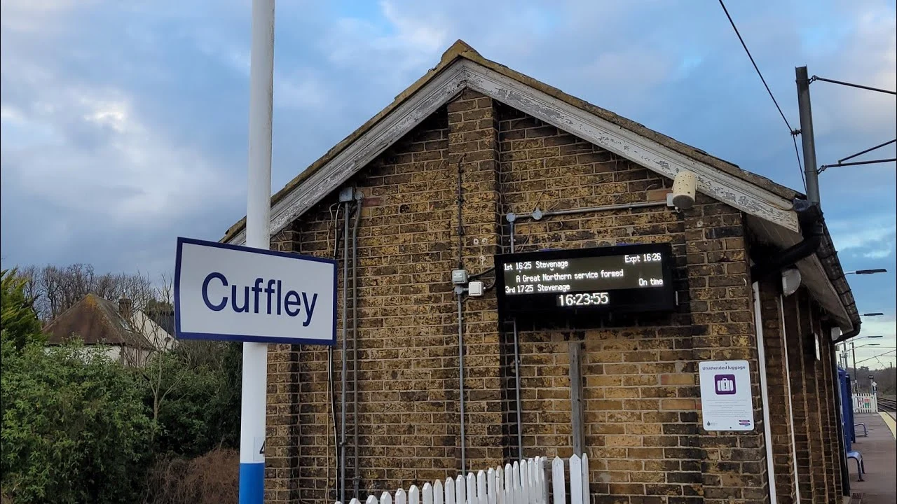 Cuffley Train Station