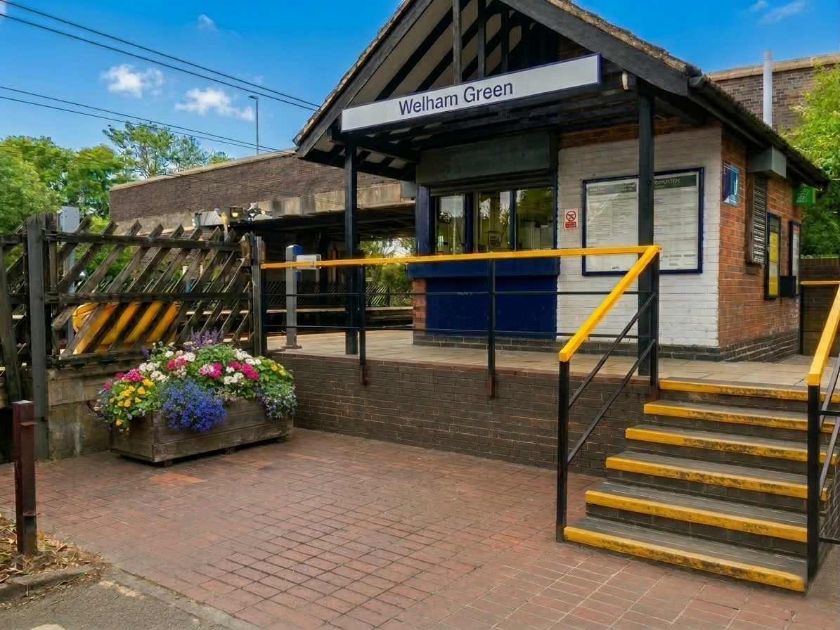 Welham Green Train Station